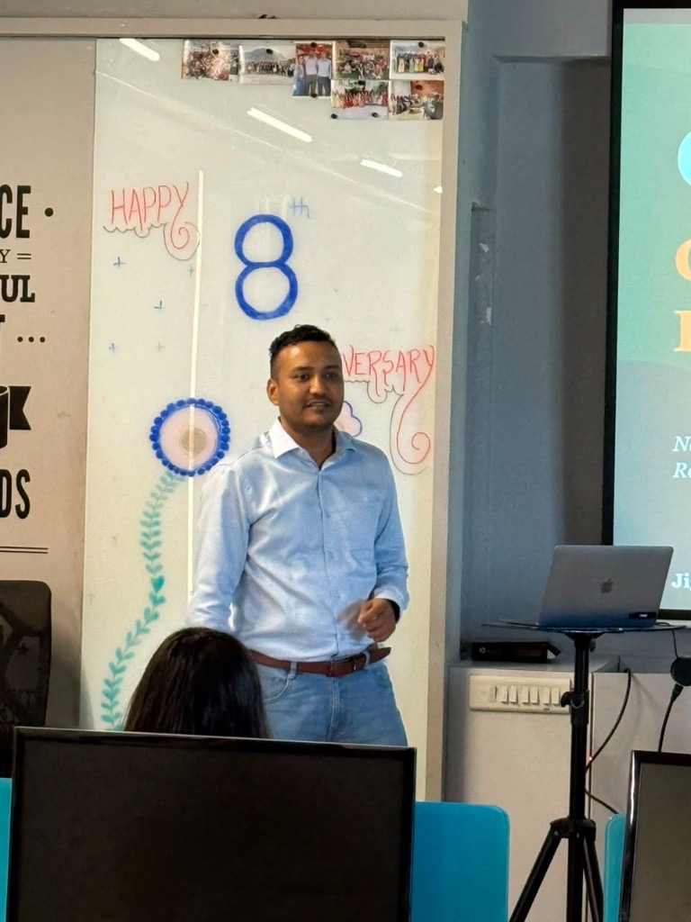 Jigar Joshi delivering his talk at the Agile Network India meetup hosted by SCALETECH in Ahmedabad