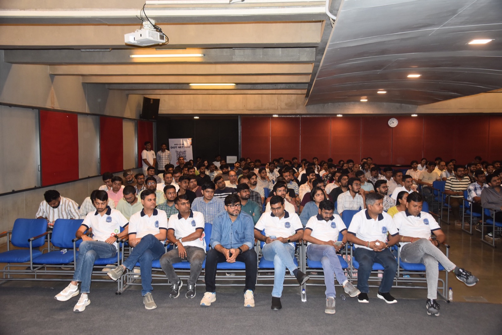 Audience and MDCA volunteer team seated for the 11th DOT NET DAY keynote in Ahmedabad